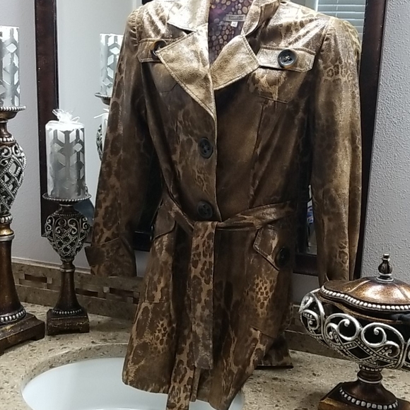 Jacket - Picture 4 of 5